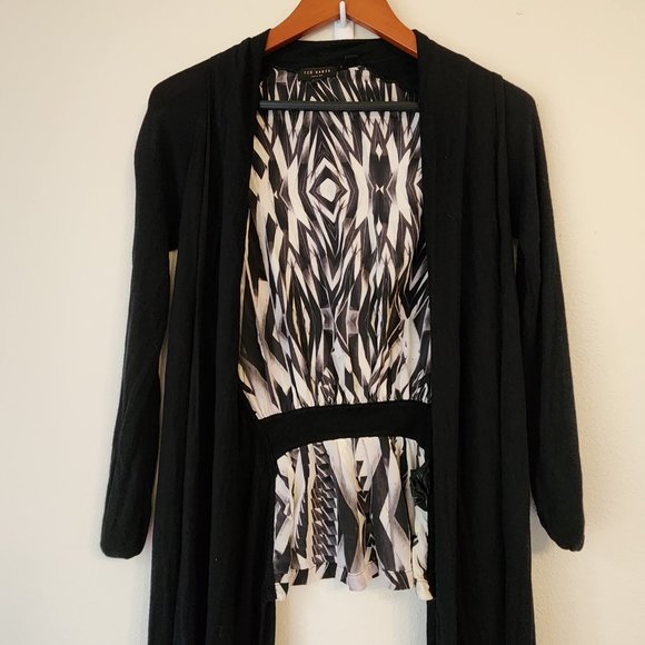 Ted Baker, Women's Cardigan Size 1, Casual, Classic, Contemporary Flaw (Hole). - Picture 5 of 10